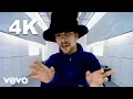 Capa da música Virtual Insanity, de Jamiroquai