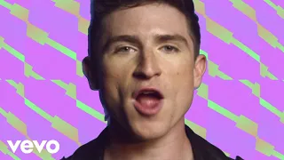 Capa da música Shut Up and Dance, de Walk The Moon