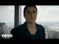 Capa da música I Will Not Bow, de Breaking Benjamin