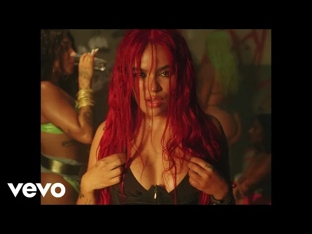 Gatúbela — KAROL G, Maldy