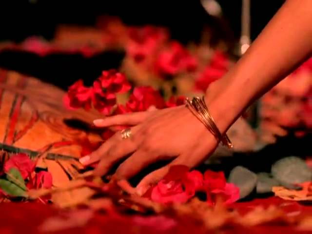 Goapele Closer — Goapele