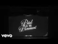 Capa da música petal, de Ariana Grande