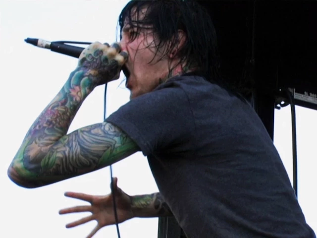 Unanswered — Suicide Silence
