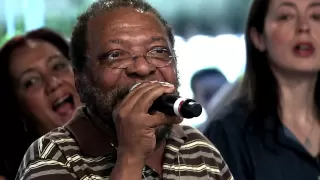 Capa da música Roda Ciranda / Quem É Do Mar Não Enjoa / Canta, Canta M..., de Zeca Pagodinho, Martinho da Vila