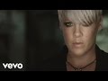 Capa da música F**kin' Perfect, de P!nk