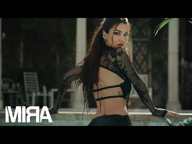 Bad Booty — Mira