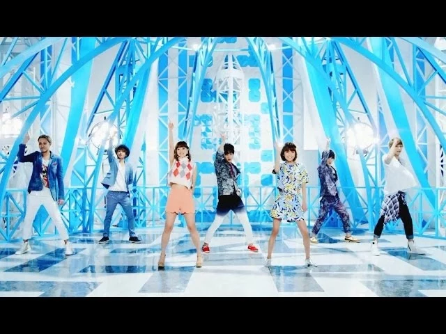 AAA / 「Wake up!」Music Video — avex